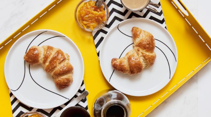 Ciasto duńskie. Świeże croissanty – śniadanie do łóżka