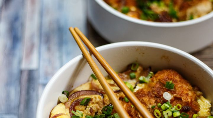 Japoński schabowy na ryżu – katsudon, kotlet zwycięzców